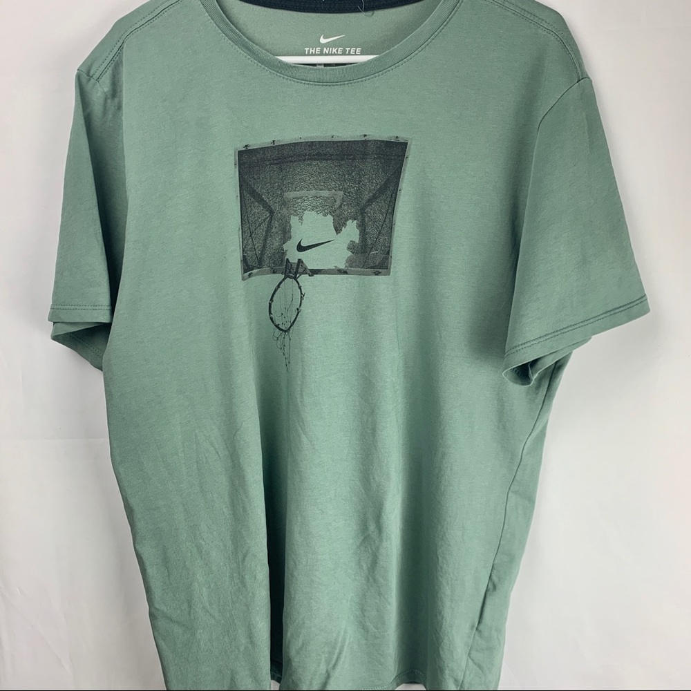 Nike Athletic Cut Basketball Shirt - Picture 1 of 4